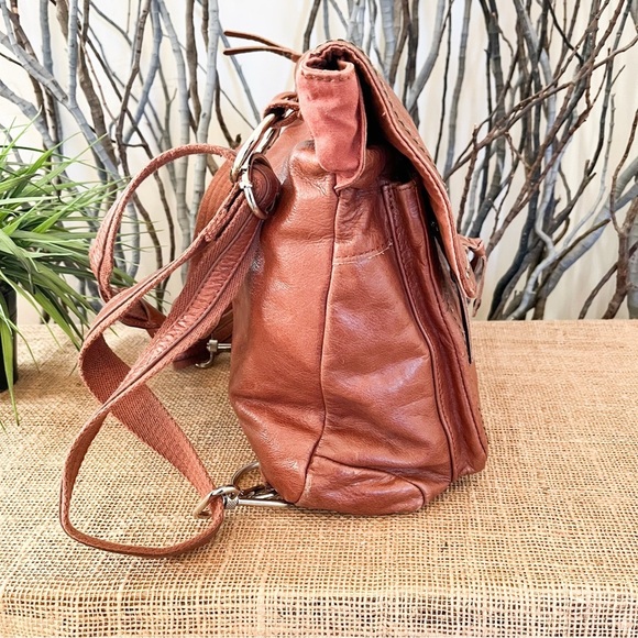 The Sak Ventura Convertible Backpack Messenger Bag main image 6